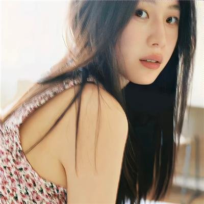 抱着黄金飞翔